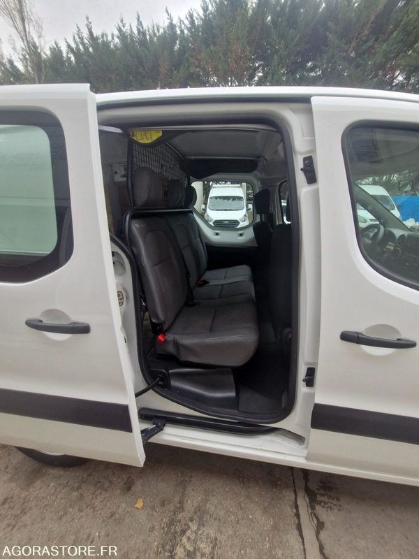 Peugeot partner cabine approfondie long 1.6 bluehdi 100 bvm 5 128863 CLIM - Small van: picture 3 Peugeot partner cabine approfondie long 1.6 bluehdi 100 bvm 5 128863 CLIM - Small van: picture 3