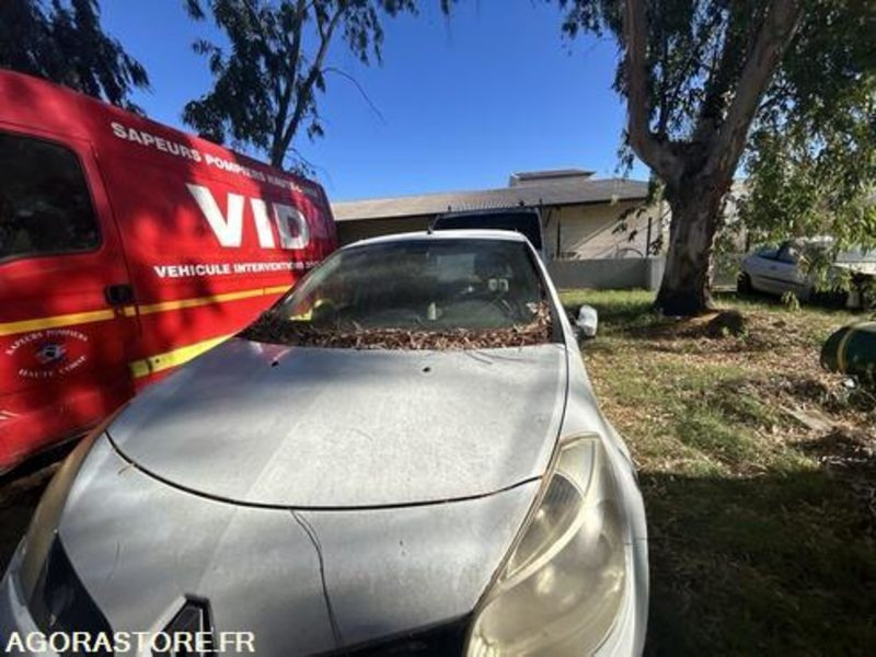 RENAULT CLIO - 2008 - 260000KM - 3664GX2A - Car: picture 2 RENAULT CLIO - 2008 - 260000KM - 3664GX2A - Car: picture 2