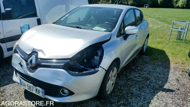 RENAULT CLIO - 2014 - 221115 KM - Car: picture 1 RENAULT CLIO - 2014 - 221115 KM - Car: picture 1