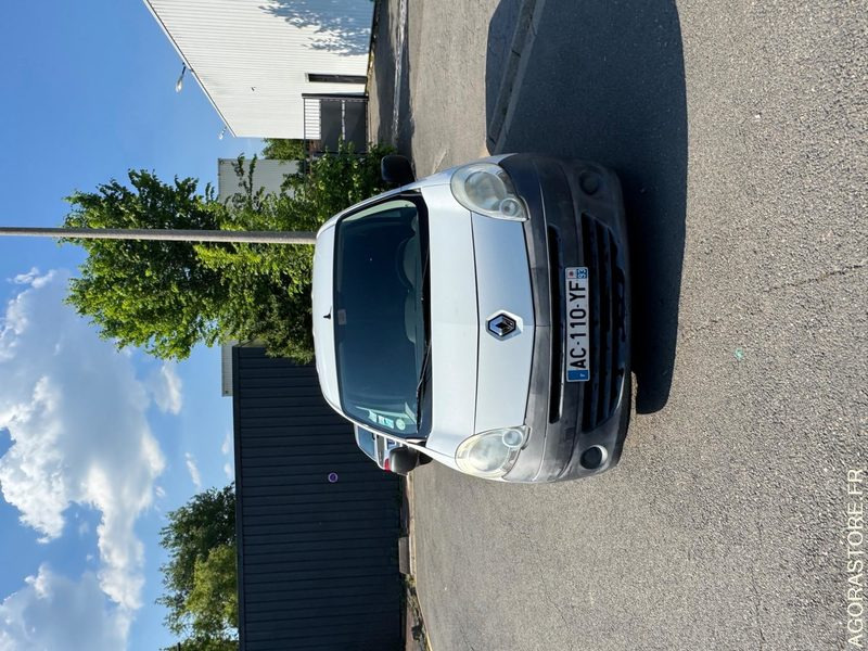RENAULT KANGOO 1.6 90 ESSENCE - 31 000 KM - 2009 - Small van: picture 3 RENAULT KANGOO 1.6 90 ESSENCE - 31 000 KM - 2009 - Small van: picture 3