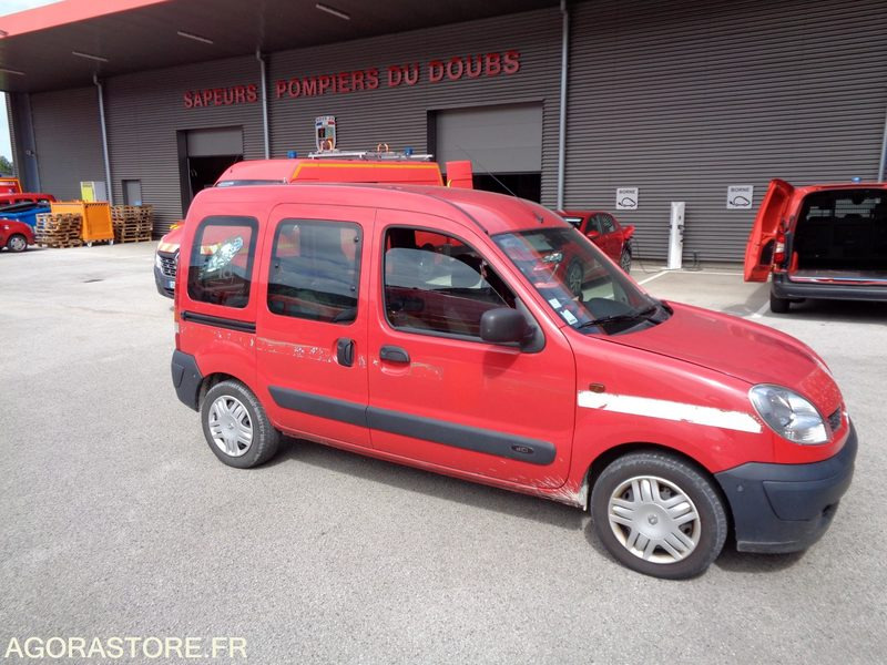 RENAULT KANGOO 2252 YJ 25 - Car: picture 2 RENAULT KANGOO 2252 YJ 25 - Car: picture 2