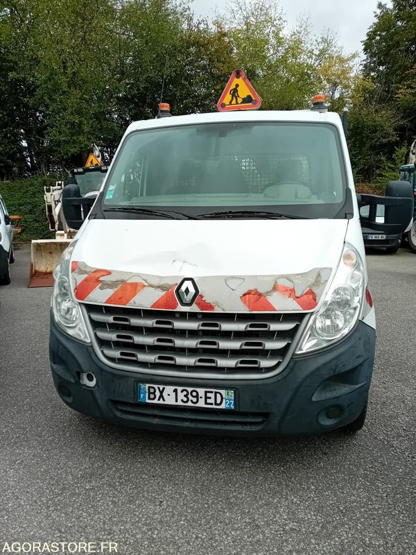 RENAULT MASTER BENNE - 2011 - 306848 kms - Tipper van: picture 1 RENAULT MASTER BENNE - 2011 - 306848 kms - Tipper van: picture 1