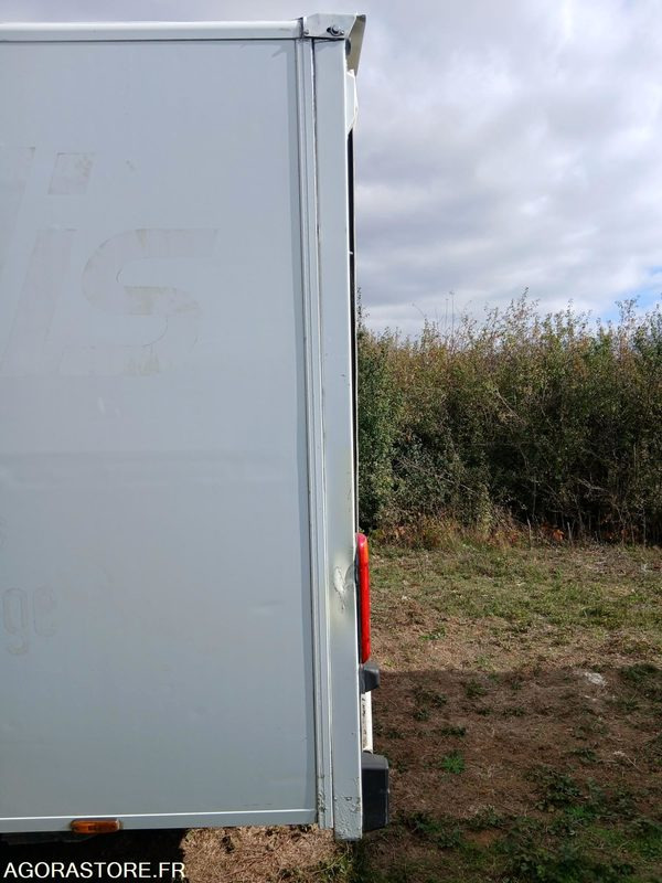 RENAULT MASTER ROULANT - 2015 - 348120 KMS - VENDU EN L'ETAT - Panel van: picture 4 RENAULT MASTER ROULANT - 2015 - 348120 KMS - VENDU EN L'ETAT - Panel van: picture 4