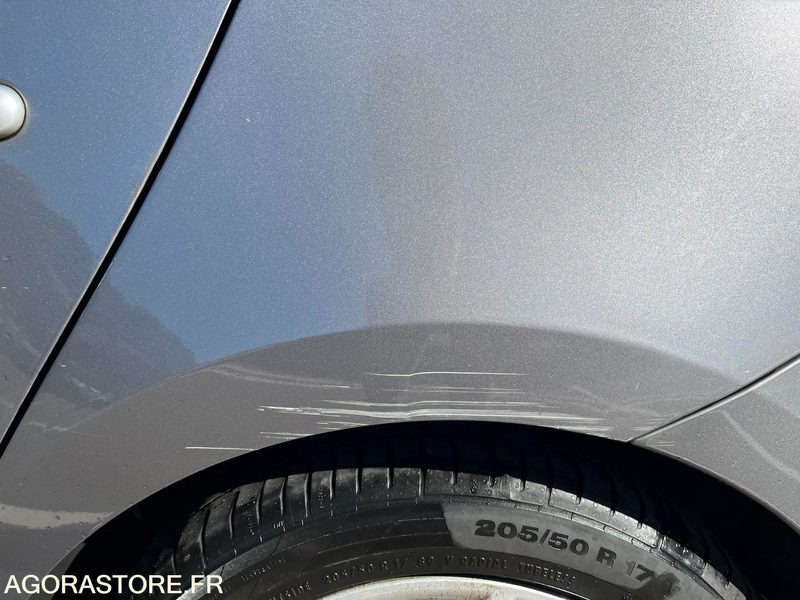 RENAULT MEGANE ESTATE XV DE FRANCE DCI 110 - Car: picture 2 RENAULT MEGANE ESTATE XV DE FRANCE DCI 110 - Car: picture 2