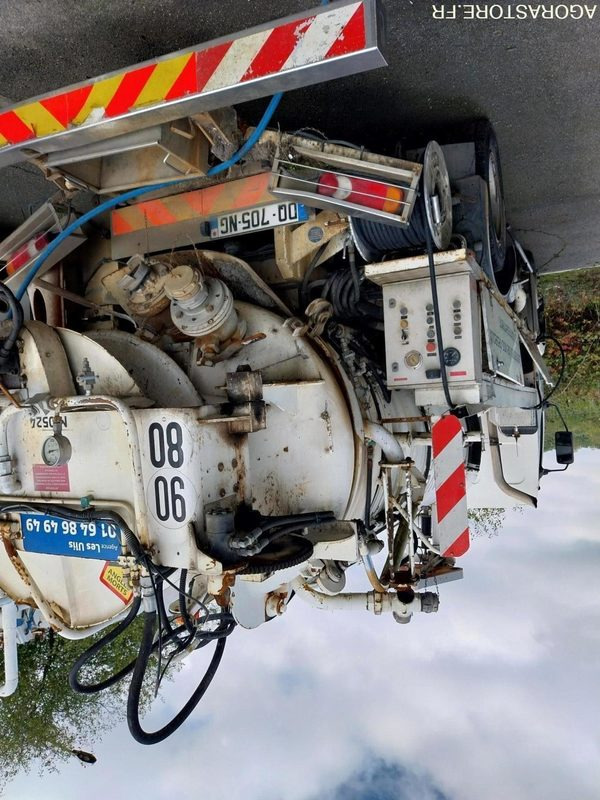 RENAULT Midlum 13T 220CV HUWER 2005 (280 000Km) ROULANT EXPORT UNIQUEMENT - Vacuum truck: picture 5 RENAULT Midlum 13T 220CV HUWER 2005 (280 000Km) ROULANT EXPORT UNIQUEMENT - Vacuum truck: picture 5