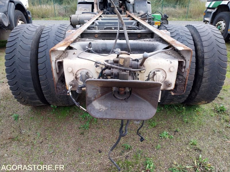 RENAULT PREMIUM 370-19 / 2007 / 371820 km - Cab chassis truck: picture 4 RENAULT PREMIUM 370-19 / 2007 / 371820 km - Cab chassis truck: picture 4