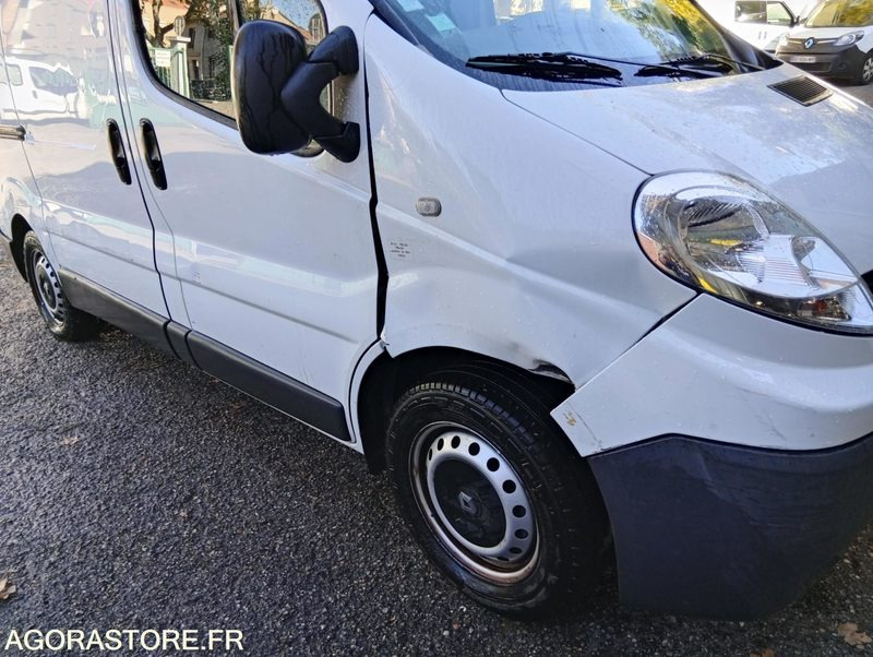 RENAULT TRAFIC - 2012 - 89191kms - Panel van: picture 4 RENAULT TRAFIC - 2012 - 89191kms - Panel van: picture 4
