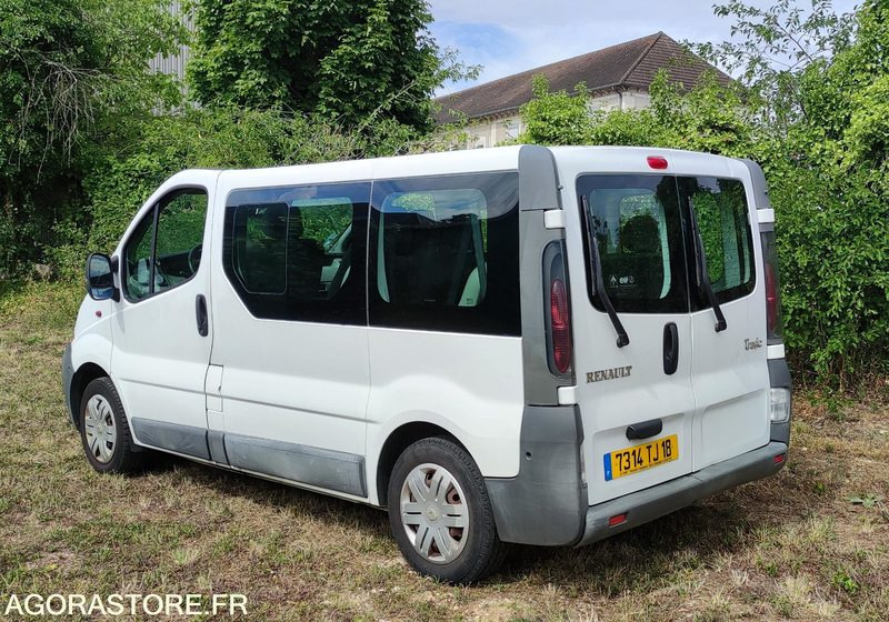 RENAULT TRAFIC II - Minibus, Passenger van: picture 1 RENAULT TRAFIC II - Minibus, Passenger van: picture 1