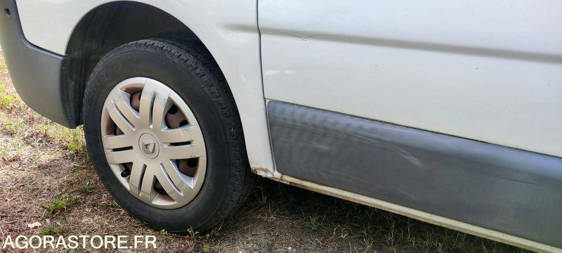 RENAULT TRAFIC II - Minibus, Passenger van: picture 3 RENAULT TRAFIC II - Minibus, Passenger van: picture 3