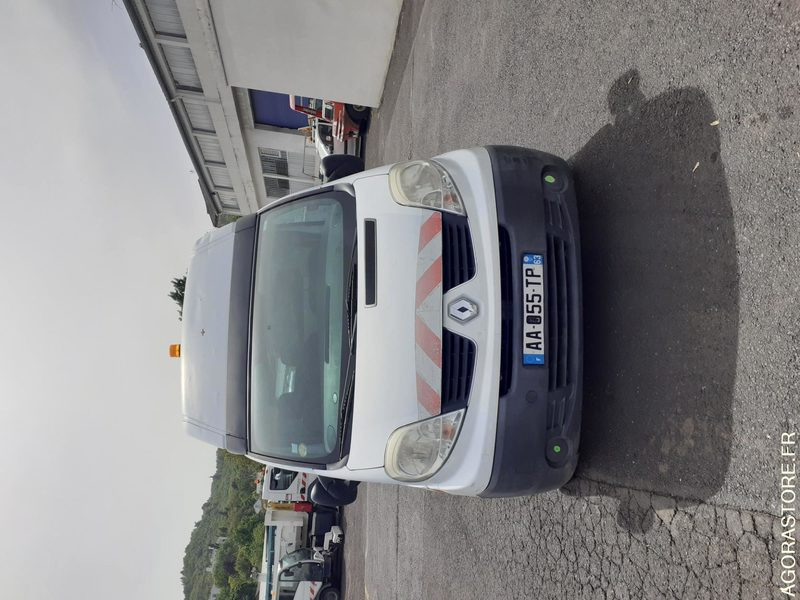 RENAULT TRAFIC L1H2 - Panel van: picture 3 RENAULT TRAFIC L1H2 - Panel van: picture 3