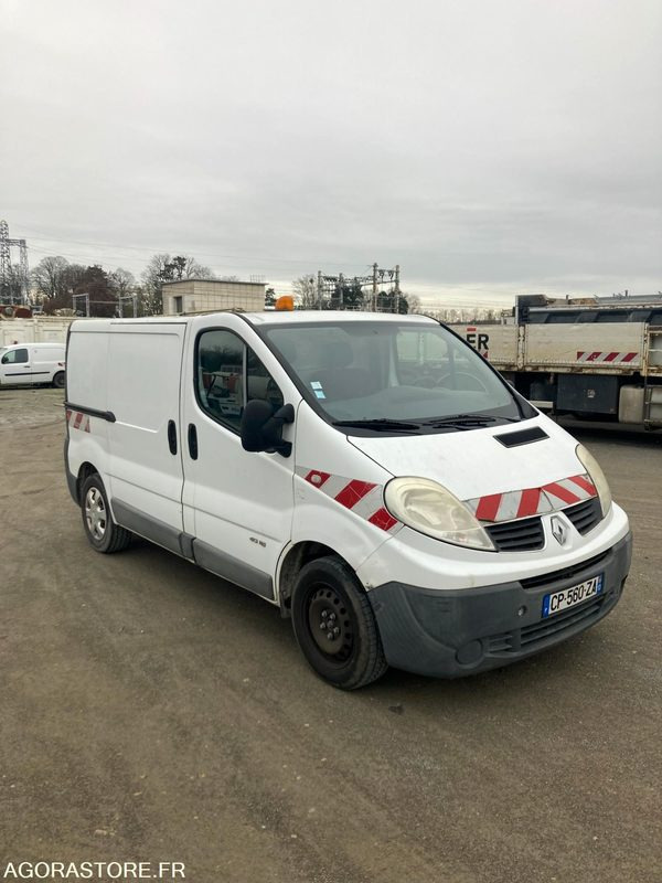 RENAULT TRAFIC diesel - Année 2013 - 376.300km - Panel van: picture 1 RENAULT TRAFIC diesel - Année 2013 - 376.300km - Panel van: picture 1