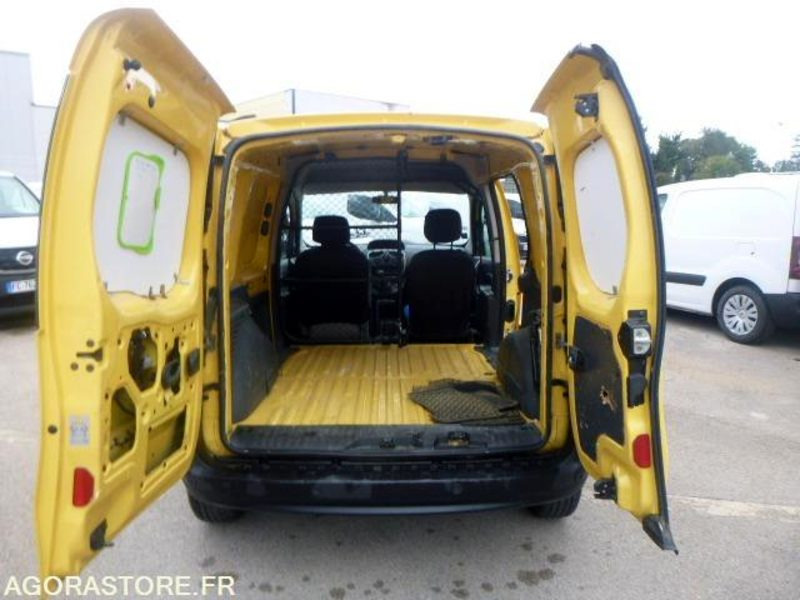 RENAULT kangoo - 2015 - 148166km - PRIX TTC - Small van: picture 2 RENAULT kangoo - 2015 - 148166km - PRIX TTC - Small van: picture 2