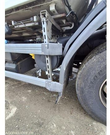Renault 26T / BOM - BF092ZN - Garbage truck: picture 3 Renault 26T / BOM - BF092ZN - Garbage truck: picture 3