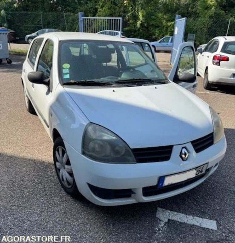 Renault CLIO 2 - Car: picture 2 Renault CLIO 2 - Car: picture 2