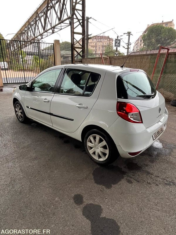 Renault Clio - 2012 - 172000kms - Car: picture 4 Renault Clio - 2012 - 172000kms - Car: picture 4