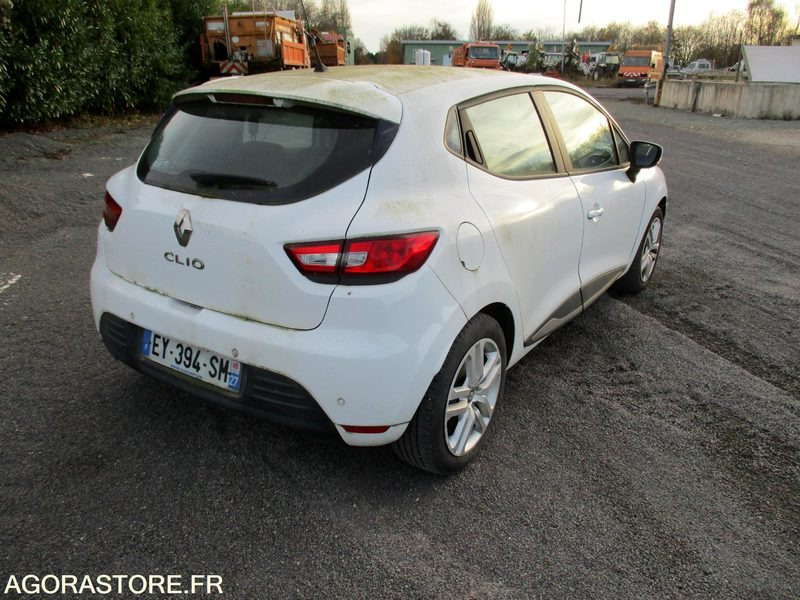 Renault Clio 4 - 2018 - 81494 kms - Car: picture 3 Renault Clio 4 - 2018 - 81494 kms - Car: picture 3