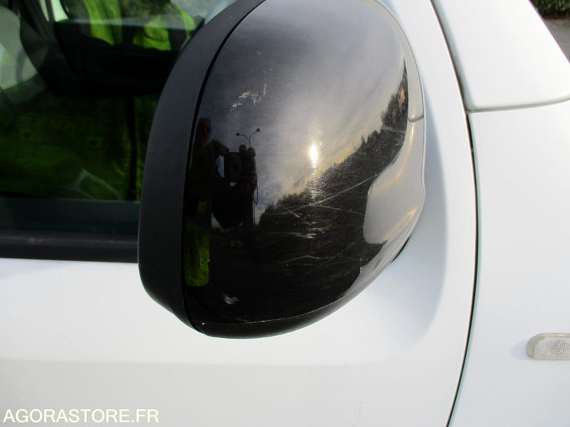 Car Renault Kangoo - 2016 - 74262 kms: picture 10