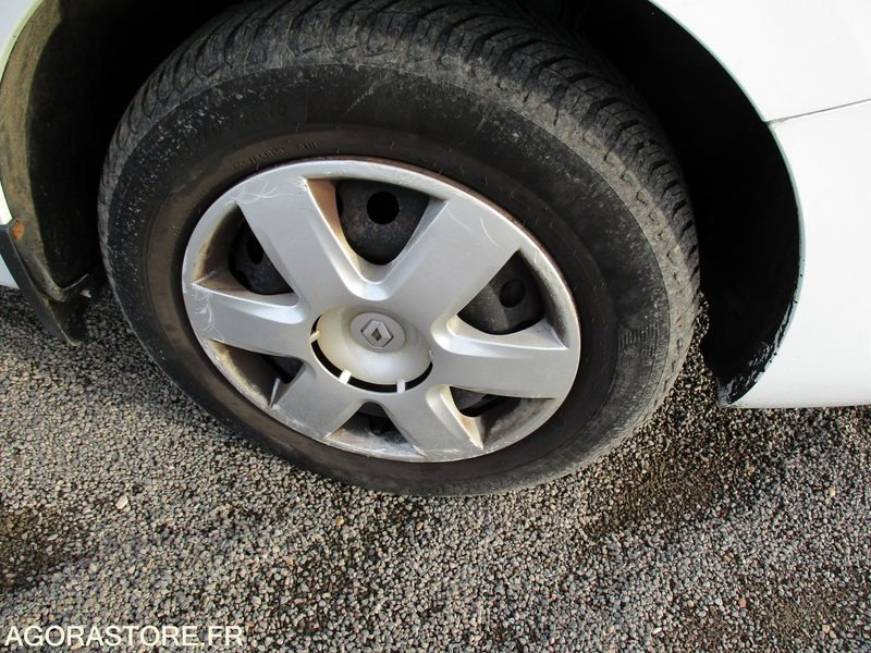 Car Renault Kangoo - 2016 - 74262 kms: picture 9