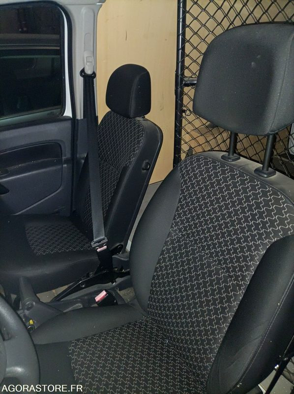 Renault Kangoo Electrique - 2012 - 23 000 km - Small van, Electric van: picture 5 Renault Kangoo Electrique - 2012 - 23 000 km - Small van, Electric van: picture 5