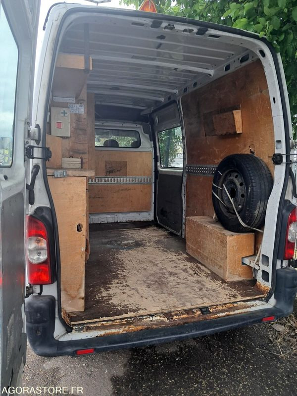 Renault MASTER 6074-ZR-42 - Small van: picture 5 Renault MASTER 6074-ZR-42 - Small van: picture 5