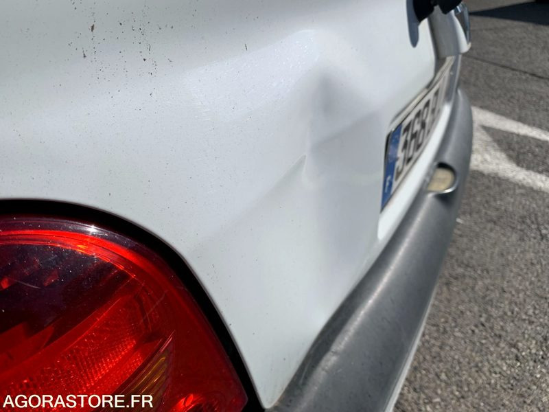 Car Renault Twingo - 2005 - 149 462 kms - 368 BLL 06: picture 7