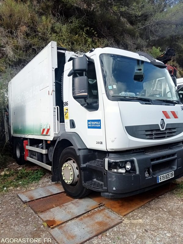 Renault Véhicule Industriel - Premium 280 - Garbage truck: picture 2 Renault Véhicule Industriel - Premium 280 - Garbage truck: picture 2