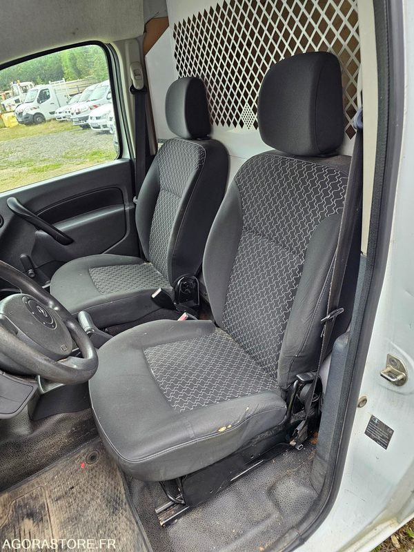 Renault kangoo - 2012 - 216795km -CC744ML - Small van: picture 5 Renault kangoo - 2012 - 216795km -CC744ML - Small van: picture 5