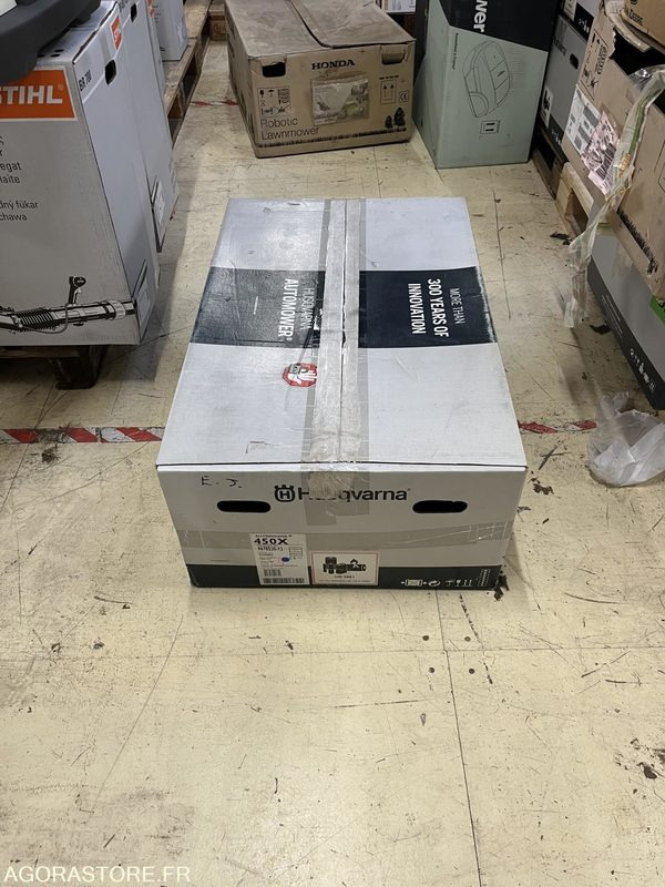 Robot Husqvarna 450X neuf en carton garantie 2 ans + kit installation - Garden mower: picture 2 Robot Husqvarna 450X neuf en carton garantie 2 ans + kit installation - Garden mower: picture 2