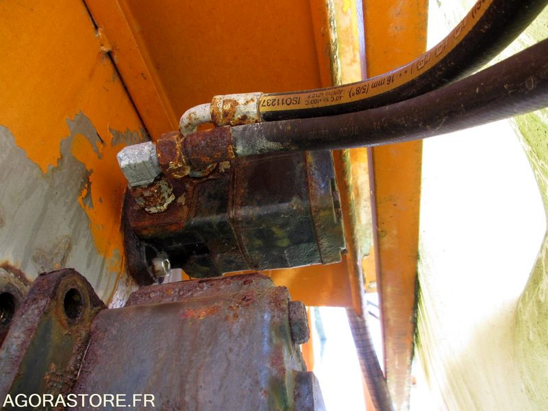 Saleuse 376 ACOMETIS - Tool/ Equipment: picture 5 Saleuse 376 ACOMETIS - Tool/ Equipment: picture 5