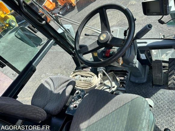 Schmidt BALAYEUSE ASPIRASTRICE COMPACTE - SCHMIDT SWINGO 200 - 6 285 H - - Road sweeper: picture 4 Schmidt BALAYEUSE ASPIRASTRICE COMPACTE - SCHMIDT SWINGO 200 - 6 285 H - - Road sweeper: picture 4