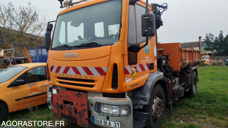 IVECO EURO CARGO - 2005 - 199988km - 648BLA31 - Semi-trailer: picture 1 IVECO EURO CARGO - 2005 - 199988km - 648BLA31 - Semi-trailer: picture 1