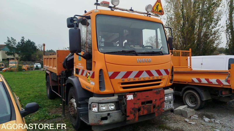 IVECO EURO CARGO - 2005 - 199988km - 648BLA31 - Semi-trailer: picture 2 IVECO EURO CARGO - 2005 - 199988km - 648BLA31 - Semi-trailer: picture 2