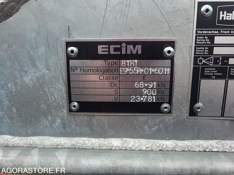 REMORQUE - Semi-trailer: picture 3 REMORQUE - Semi-trailer: picture 3