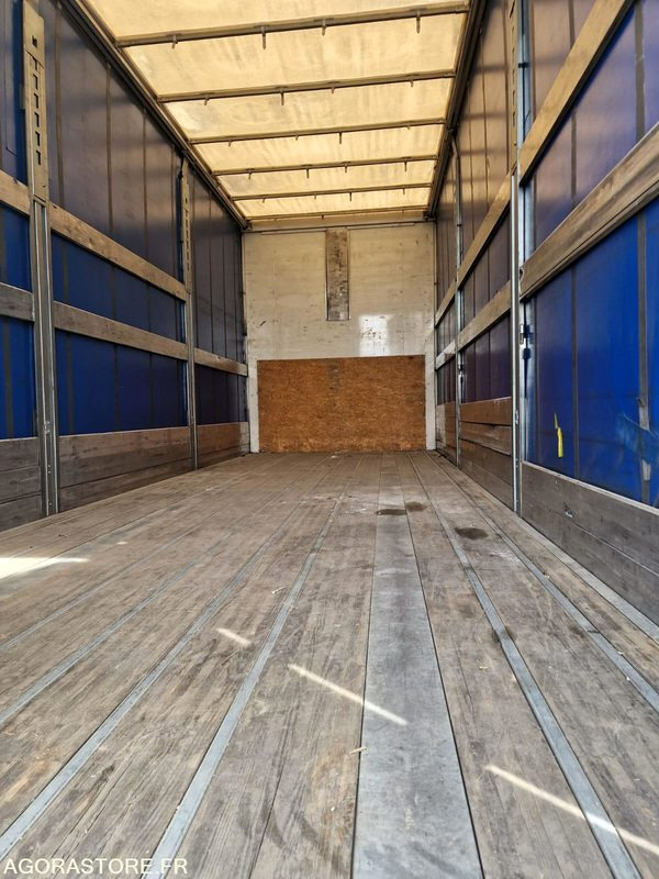 SEMI REMORQUE PLSC 18T - TOIT RELEVABLE - RIDEAUX COULISSANTS - Semi-trailer: picture 5 SEMI REMORQUE PLSC 18T - TOIT RELEVABLE - RIDEAUX COULISSANTS - Semi-trailer: picture 5
