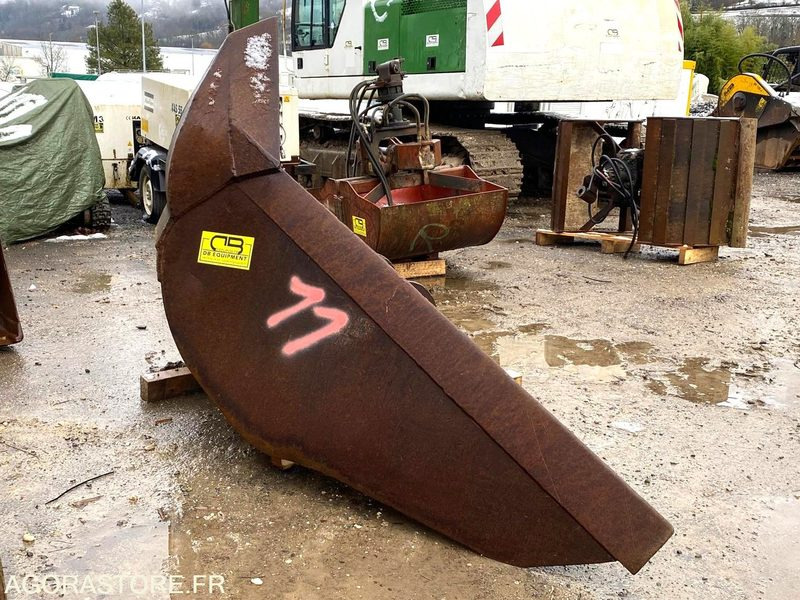 Godet trapèze pour pelle de 20 à 30T attache Morin M6 - Spare parts for Construction machinery: picture 4 Godet trapèze pour pelle de 20 à 30T attache Morin M6 - Spare parts for Construction machinery: picture 4