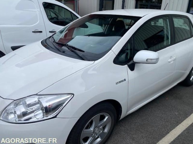 TOYOTA AURIS HYBRIDE ESSENCE (PAR1405) - Car: picture 2 TOYOTA AURIS HYBRIDE ESSENCE (PAR1405) - Car: picture 2