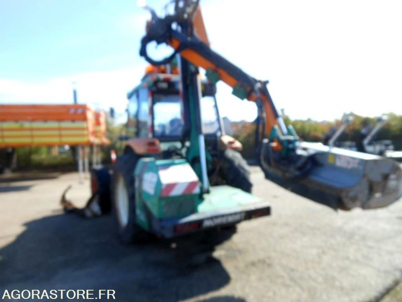 TRACTEUR AGRICOLE RENAULT ERGOS 446 (DD123) + DEBROUSSAILLEUSE 5M (MC123) - Farm tractor: picture 4 TRACTEUR AGRICOLE RENAULT ERGOS 446 (DD123) + DEBROUSSAILLEUSE 5M (MC123) - Farm tractor: picture 4