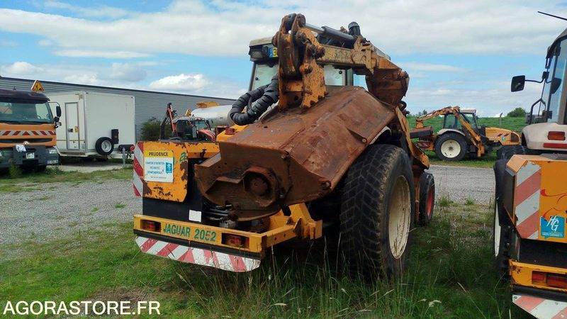 TRACTEUR RENAULT ERGOS - 12150H - Farm tractor: picture 2 TRACTEUR RENAULT ERGOS - 12150H - Farm tractor: picture 2