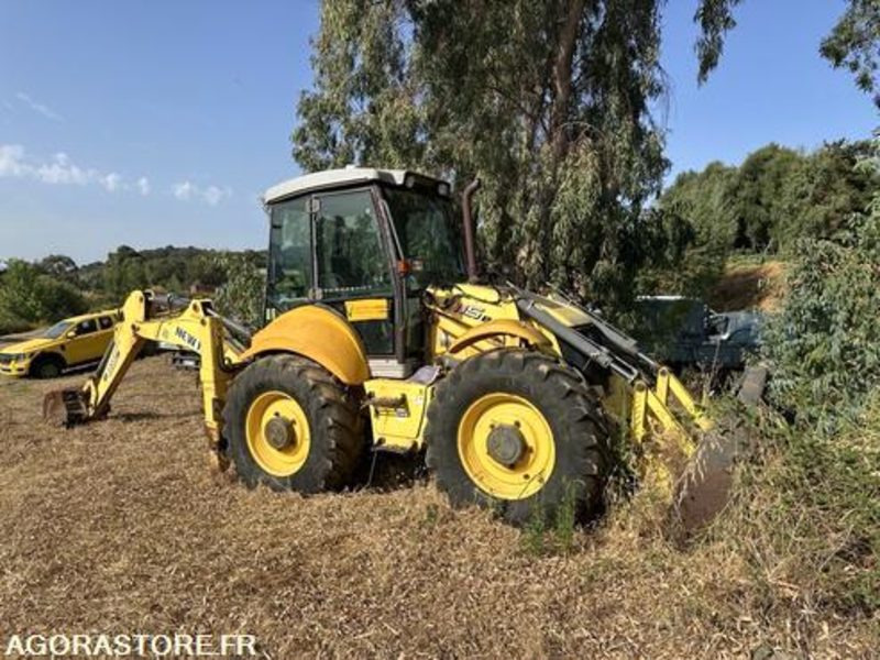 TRACTOPELLE NEW HOLLAND B115B - 3601H - 2008 - Backhoe loader: picture 1 TRACTOPELLE NEW HOLLAND B115B - 3601H - 2008 - Backhoe loader: picture 1