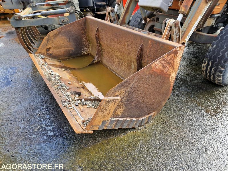 Tracteur Renault MI 850 - 1991 -13294- BS609PP - Farm tractor: picture 2 Tracteur Renault MI 850 - 1991 -13294- BS609PP - Farm tractor: picture 2