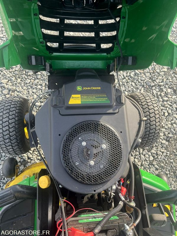 Tracteur tondeuse John deere x305r - Garden mower: picture 2 Tracteur tondeuse John deere x305r - Garden mower: picture 2