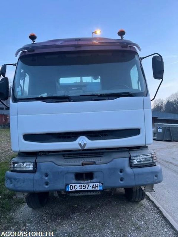 CAMION 8X4 RENAULT KERAX 420 DCI 2002 395000 KM - Tractor unit: picture 1 CAMION 8X4 RENAULT KERAX 420 DCI 2002 395000 KM - Tractor unit: picture 1