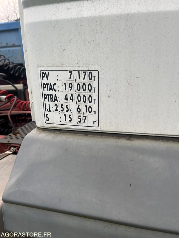 TRACTEUR 4X2 IVECO STRALIS 2004 420 000 KM - Tractor unit: picture 2 TRACTEUR 4X2 IVECO STRALIS 2004 420 000 KM - Tractor unit: picture 2