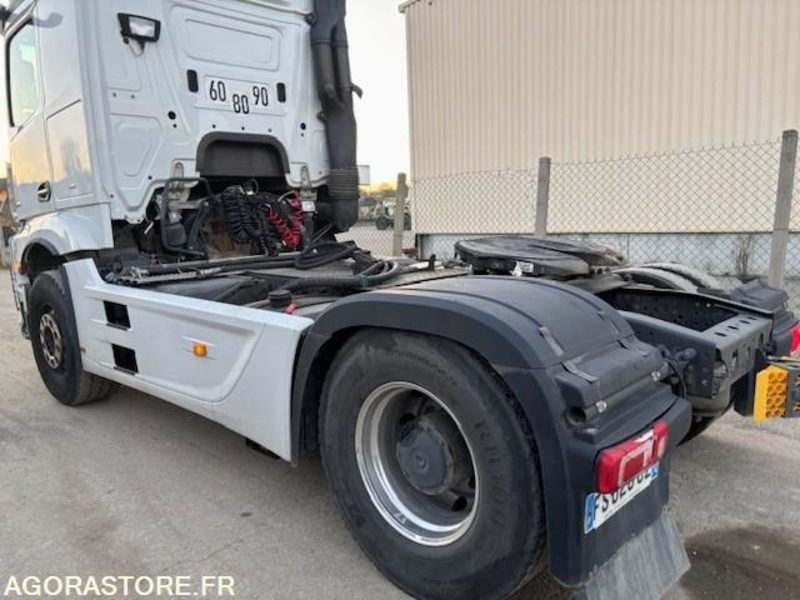 TRACTEUR 4X2 MERCEDES ACTROS 1853 2020 430 000 KM - Tractor unit: picture 4 TRACTEUR 4X2 MERCEDES ACTROS 1853 2020 430 000 KM - Tractor unit: picture 4