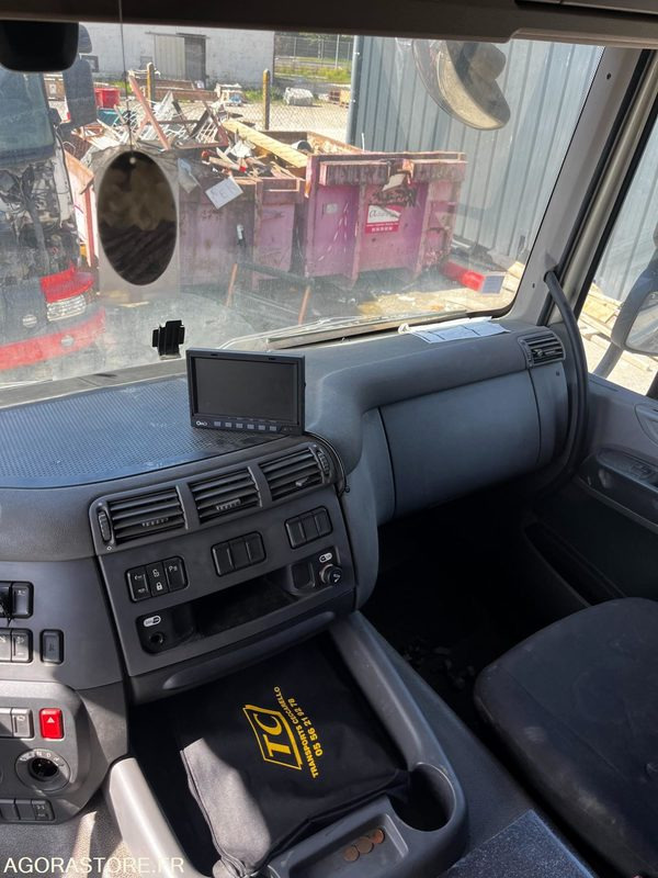 Tracteur DAF 4x2 CF - 2016 / 309955 KM - Tractor unit: picture 5 Tracteur DAF 4x2 CF - 2016 / 309955 KM - Tractor unit: picture 5