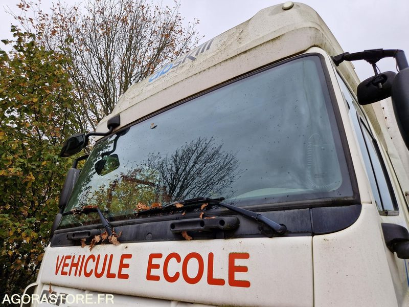 Tracteur DAF CF 85.360 - 2012 -193474 Kms -CN640HC - Tractor unit: picture 5 Tracteur DAF CF 85.360 - 2012 -193474 Kms -CN640HC - Tractor unit: picture 5