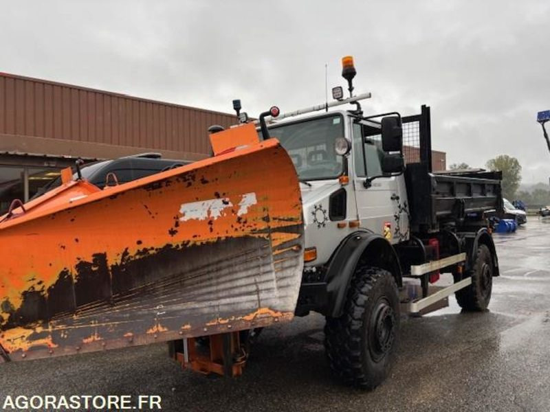 CAMION 4X4 MERCEDES UNIMOG U5000 2009 62289 KM 4667 HEURES + ETRAV SICOMETAL GM1 - Truck: picture 1 CAMION 4X4 MERCEDES UNIMOG U5000 2009 62289 KM 4667 HEURES + ETRAV SICOMETAL GM1 - Truck: picture 1