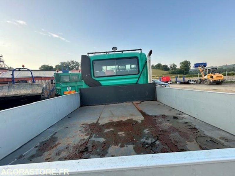 MERCEDES UNIMOG U300C VERSION COMMUNALE 2000 97652 KM - Truck: picture 5 MERCEDES UNIMOG U300C VERSION COMMUNALE 2000 97652 KM - Truck: picture 5