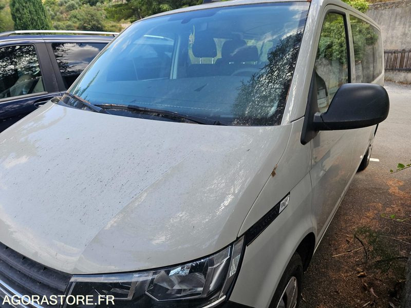 VOLKSWAGEN Transporter 9 Places - 2024 - 4000 KM - Minibus, Passenger van: picture 2 VOLKSWAGEN Transporter 9 Places - 2024 - 4000 KM - Minibus, Passenger van: picture 2