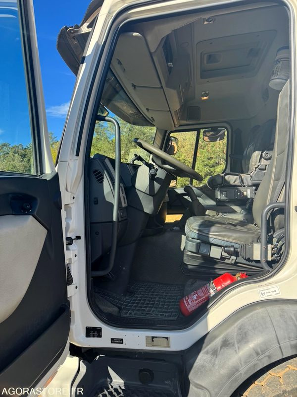 Tipper VOLVO 6x2 GRUE HIAB 244-E6 JIB 45X-3 - 2009 - 88 000km: picture 7